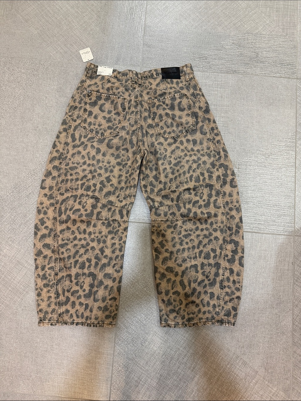 NWT Free People We The Free Good Luck Printed Barrel Jeans Leopard Brown Sugar - Picture 4 of 5
